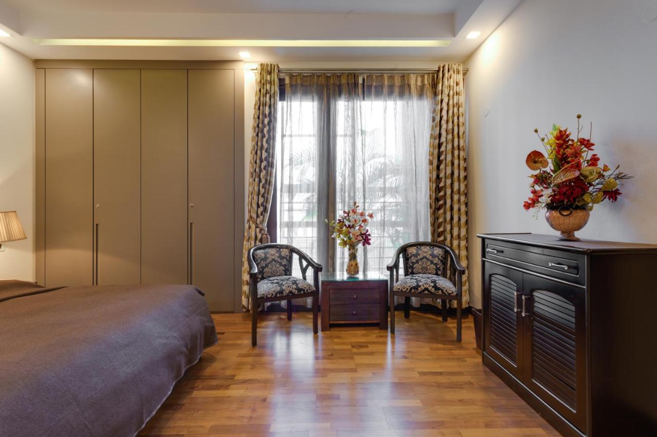 Ishatvam-4 Bhk Private Serviced With Terrace, Anand Niketan, South Delhi Apartment *