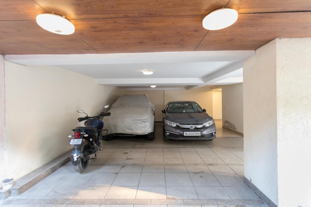 Apartment Ishatvam-4 Bhk Private Serviced With Terrace, Anand Niketan, South Delhi